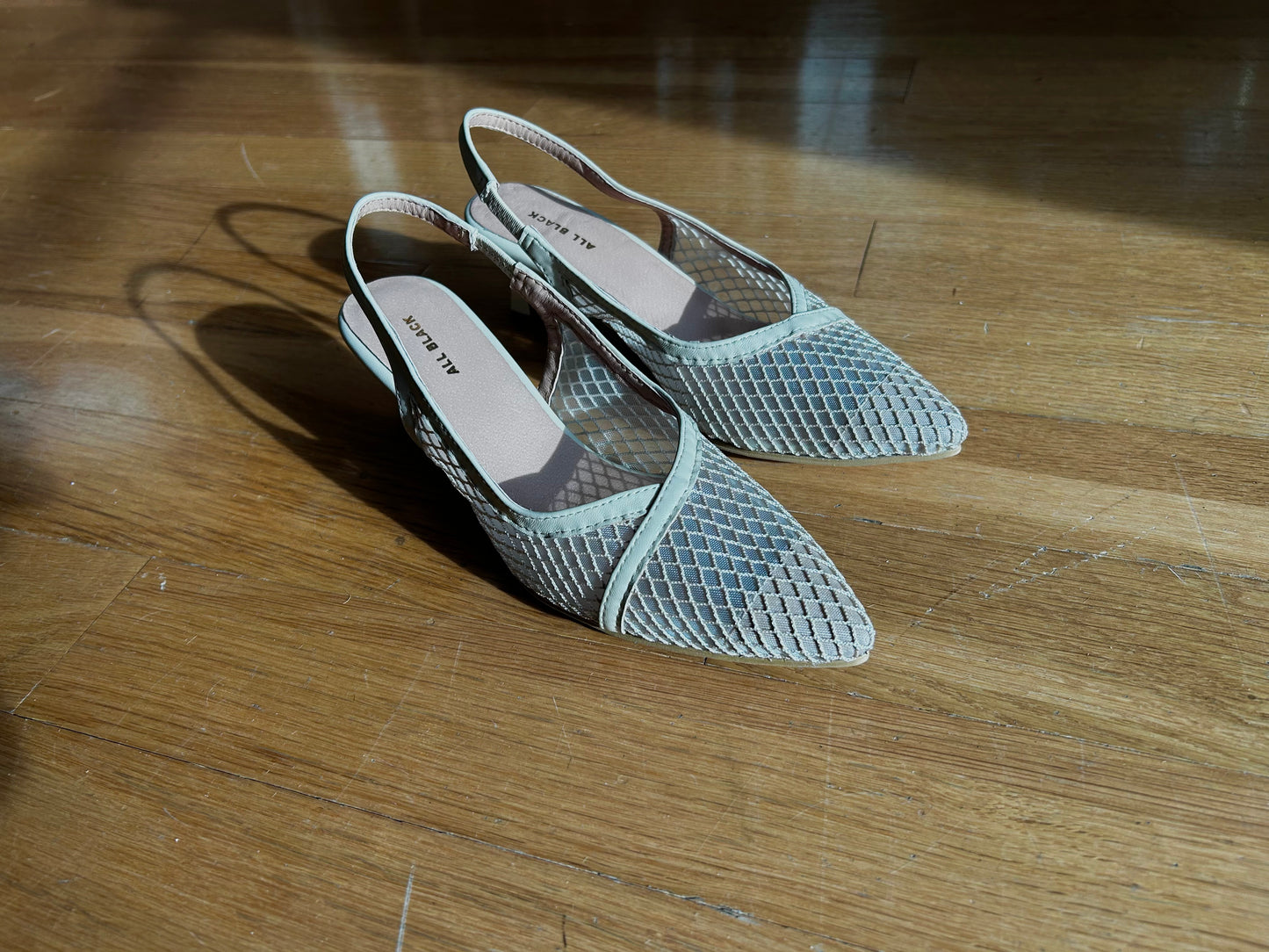 MESH PRINCESS HEELS
