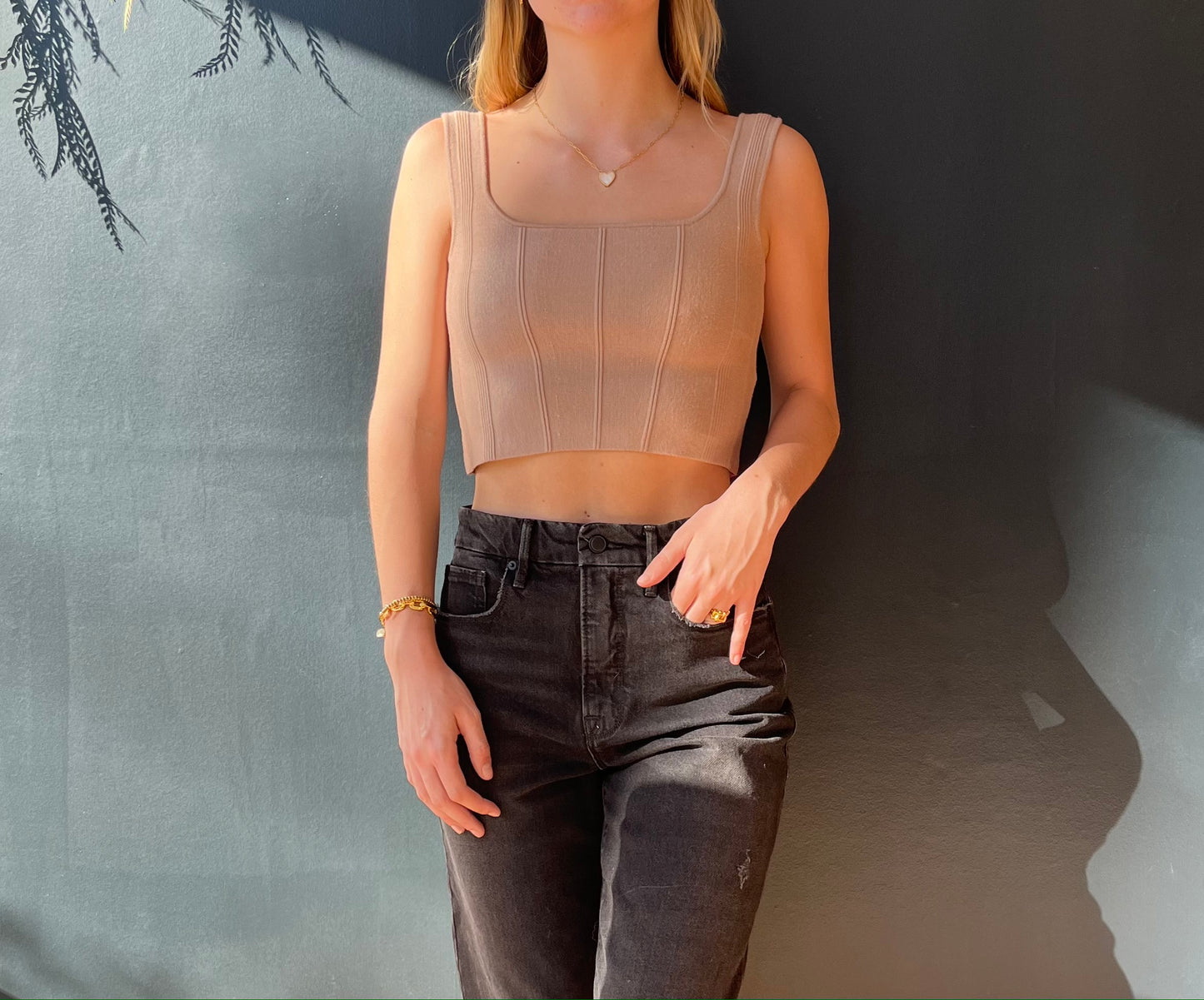ARITZIA KNIT TOP